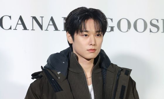 더보이즈 주연, 첫 눈 맞으며