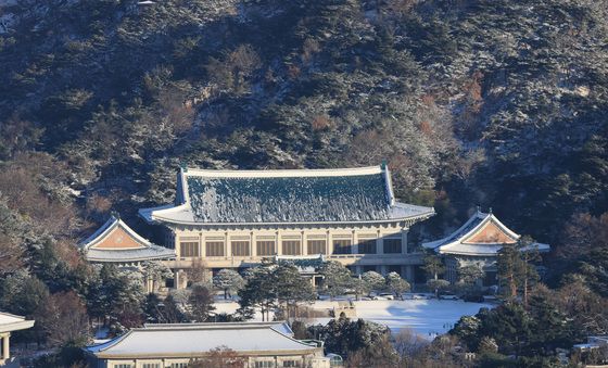 눈 쌓인 청와대