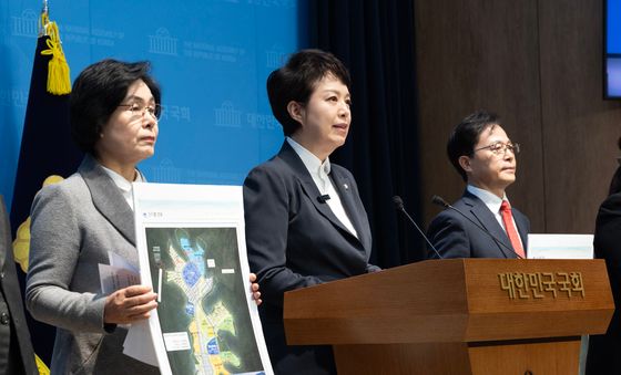 대장동 사건 기자회견하는 김은혜 의원