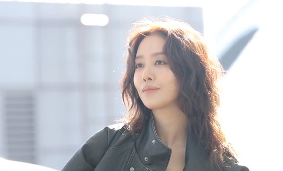 차주영, 나 홀로 화보 인생