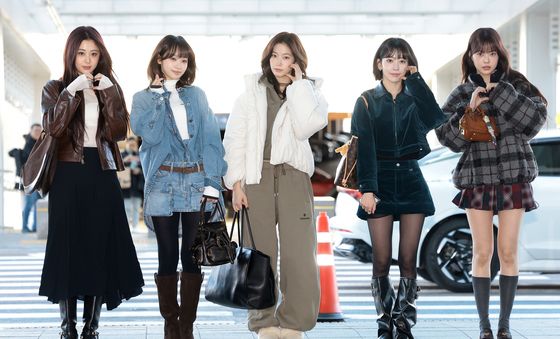 르세라핌, 공항에 사랑을