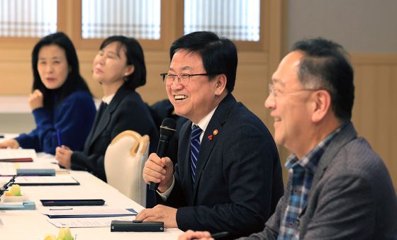 모두발언하는 최교진 교육부 장관