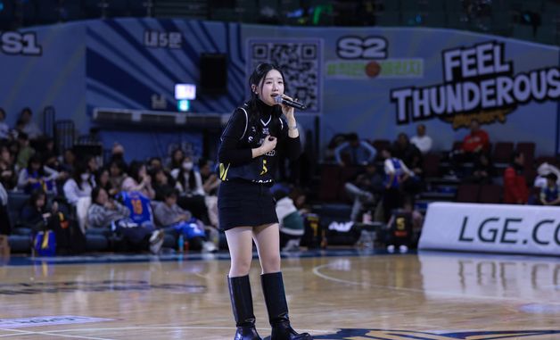 송하예, 하프타임 특별 공연