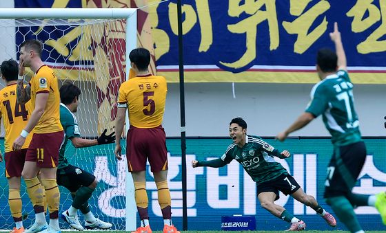 선제골 주인공은 전북 이동준