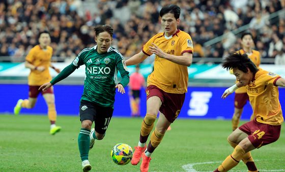 광주 수비 흔드는 이승우