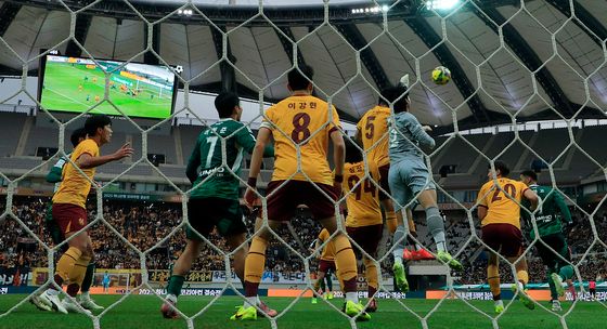 전북 공세 막는 노희동 골키퍼