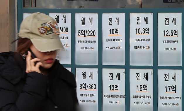 李대통령 '수도권 집중 해결을 위해 지역 균형 발전은 정말 필요한 요소'