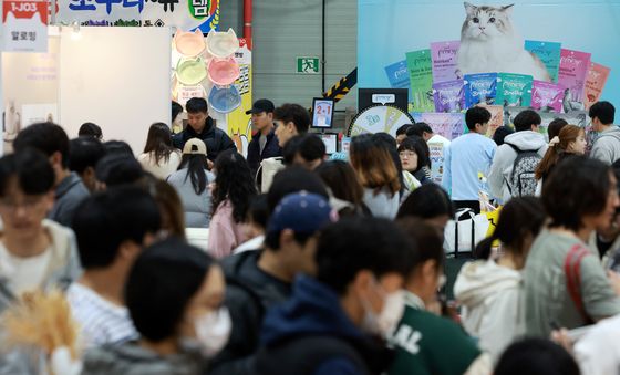 주말 많은 관람객들 방문한 캣페스타