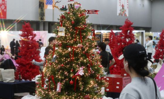 크리스마스 분위기 만들어 볼까?