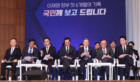 이재명 정부 출범 6개월 성과 간담회