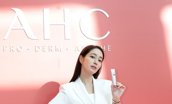 이민정, 순백의 아름다움