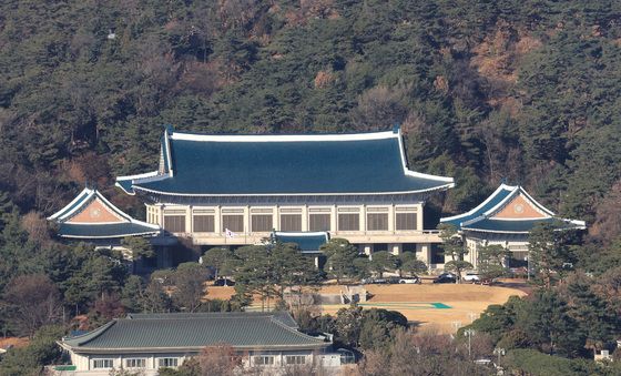 '청와대 복귀 시작'