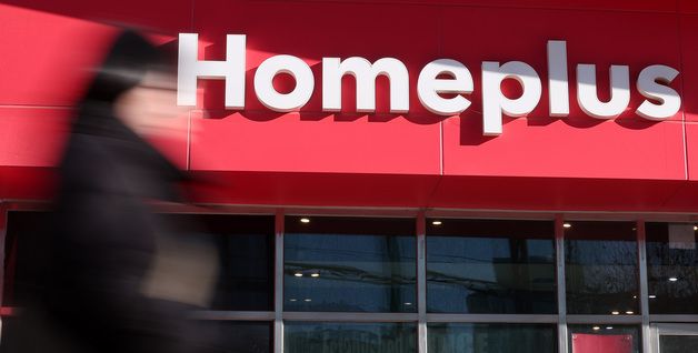 주인 못 찾은 홈플러스, 유통업계 도미노 납품 중단