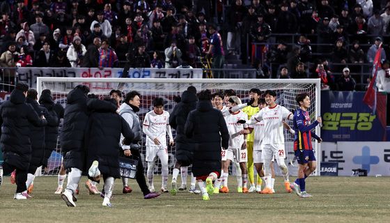 부천FC, 수원FC 꺾고 창단 첫 1부리그 승격