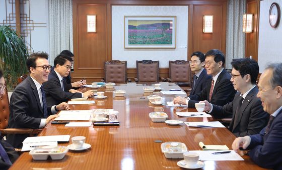 김민석 국무총리-이창용 한국은행 총재 경제현안 간담회