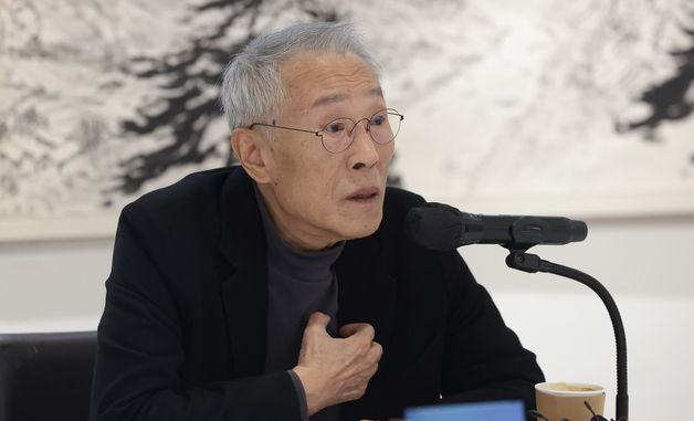 황석영, 장편소설 '할매' 출간 기념 간담회