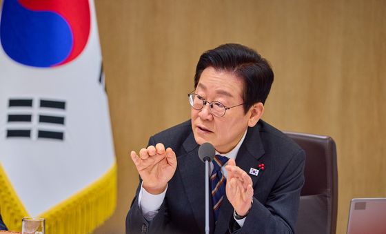 국무회의 발언하는 이재명 대통령