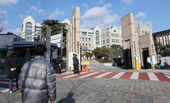 동덕여대, 외부인 출입 통제