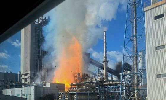 태안화력발전소 화재 발생, 2명 부상