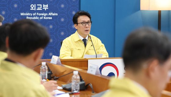 재외국민 보호 점검회의 주재하는 김민석 총리