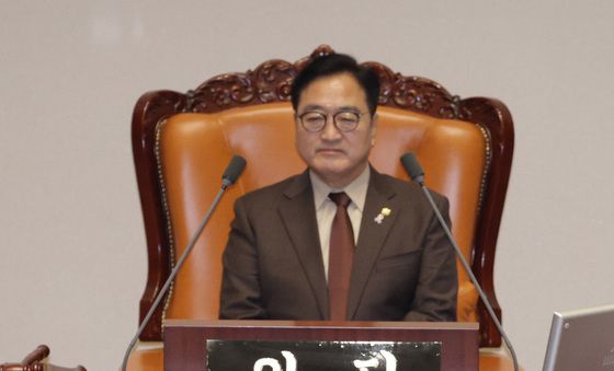 필리버스터 돌입한 나경원