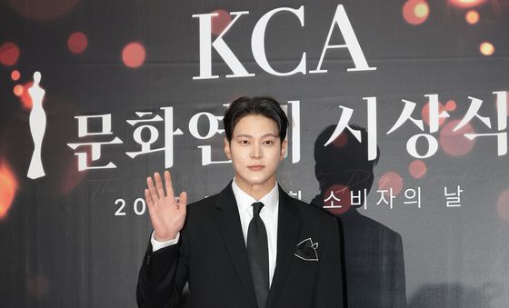 주원, 훤칠 미남