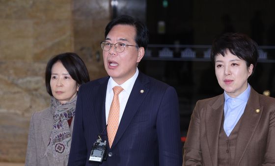 입장 밝히는 송언석