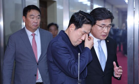 의장실 나서는 장동혁