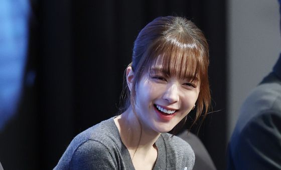 노정의, 사랑스러운 인사