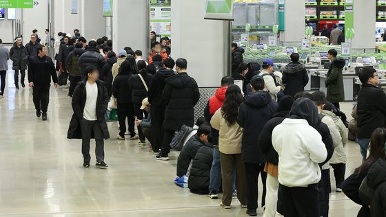 이마트 트레이더스 마곡 오픈 기다리는 고객들