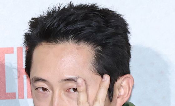 스티븐 연, 개그 본능 꿈틀