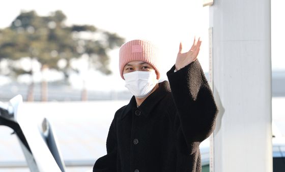 카이, 해외 출장 잘 다녀 올게요