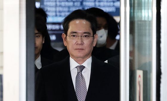 이재용, 사법리스크 '마침표' 찍고