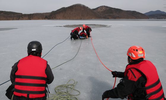 익수자를 구조하라