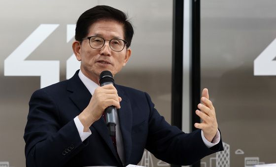 청년 디지털 교육 현장 찾은 김문수