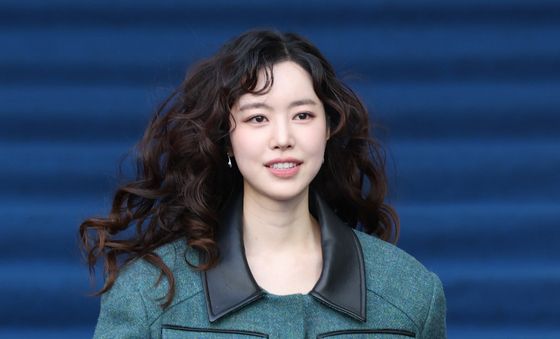 진세연, 인형이야 사람이야?