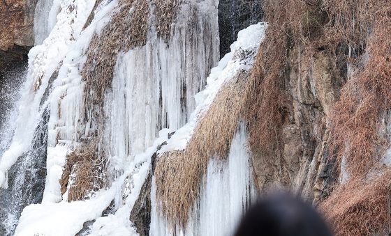꽁꽁 얼어붙은 서울