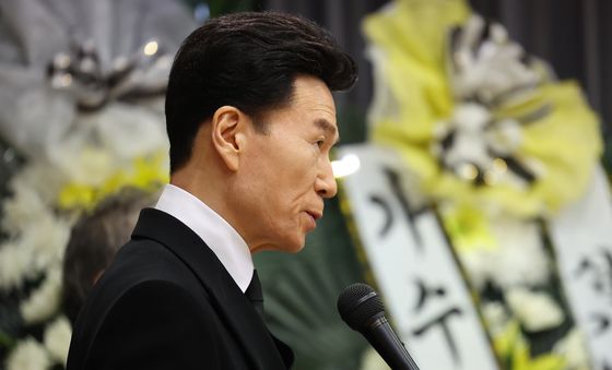 故 송대관 영결식에서 추도사 하는 강진