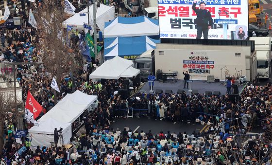 야5당 공동'윤석열 파면 촉구 범국민대회' 나선 이재명 대표
