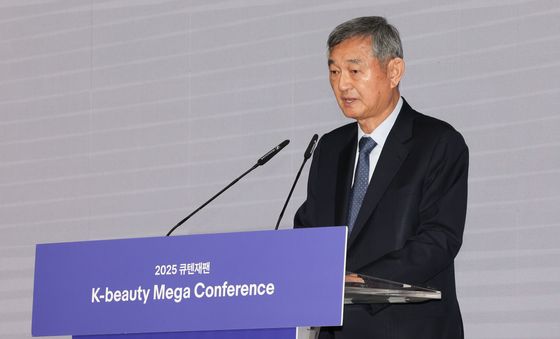 이경수 코스맥스그룹 회장의 발표