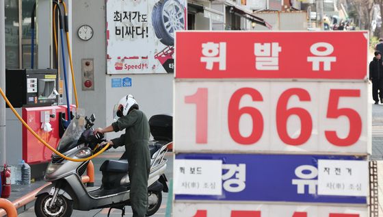 유가·환율 내리자 수입물가 0.8%↓…5개월 만에 하락 전환