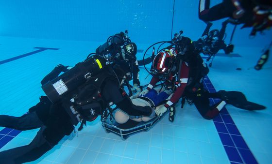 해병대 포항해경 항공대 수중 합동훈련