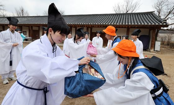 신입생들 반갑소