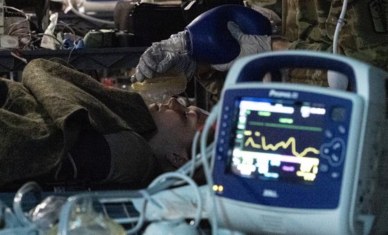 2025 자유의 방패 훈련 '분주한 야전 중환자실'