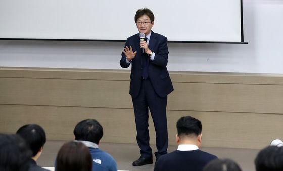 영남대 학생들과 만난 유승민