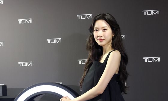 문가영, 우아한 자태