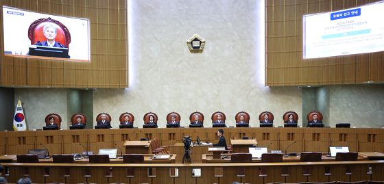 전원합의체 자리한 조희대 대법원장