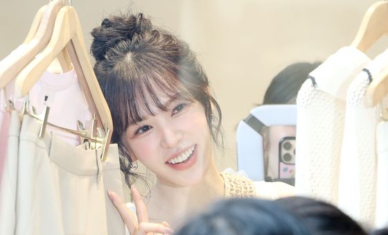 레드벨벳 웬디, 봄을 닮은 미소