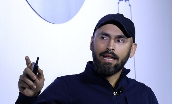 강연하는 제이 칸 셰프