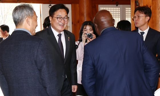 주한아프리카 외교사절 초청 오찬 참석하는 우원식 의장